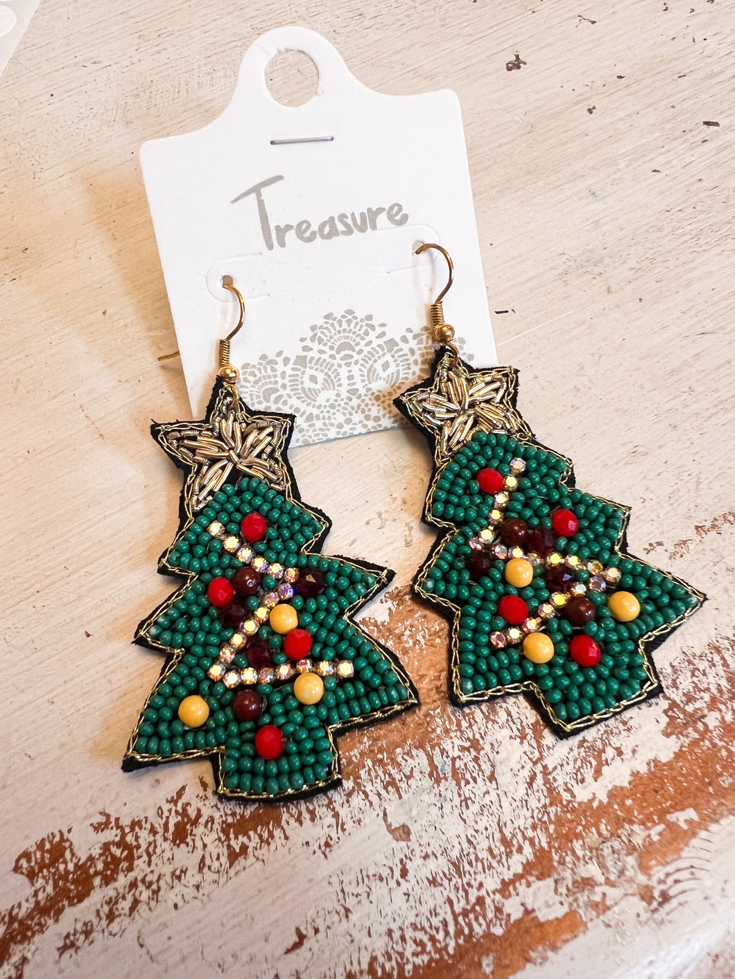 E106 Christmas Tree Earrings